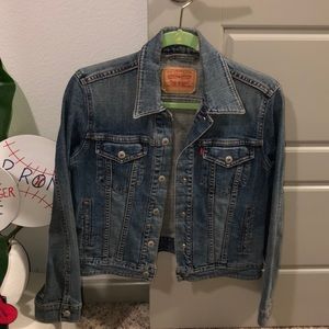 Women’s Levi Jean Jacket